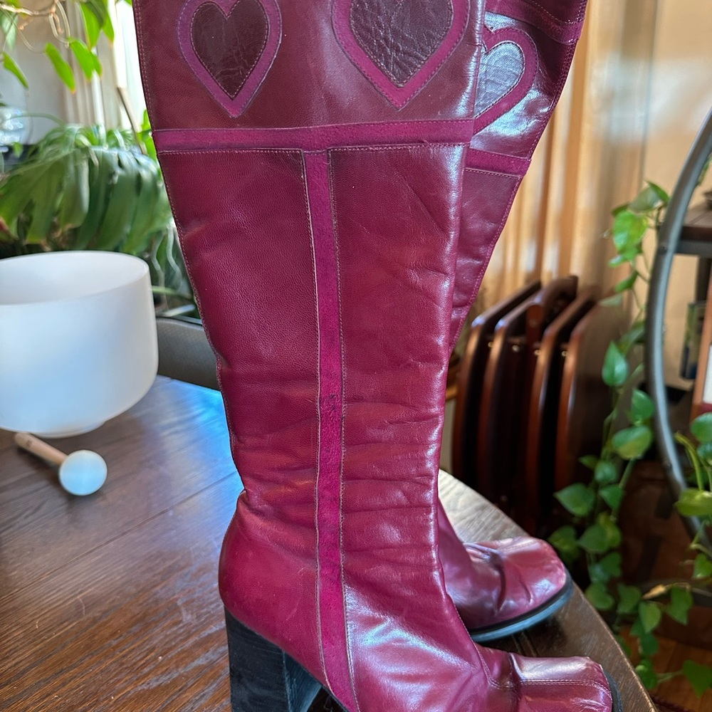 Y2K Vintage square toe Aldo Magenta leather and suede Boots